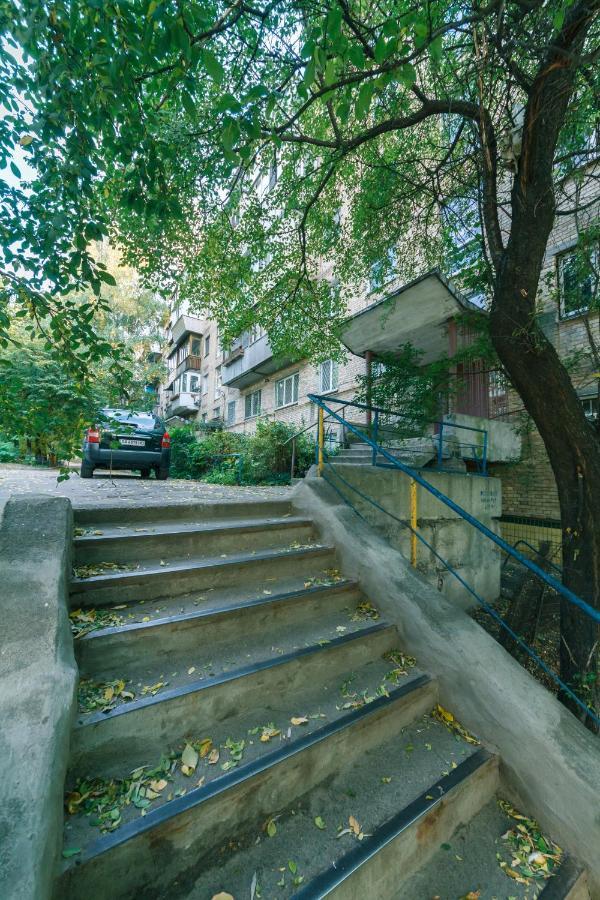 Прекрасная Квартира У Метро Политехнический Институт Kiev Exterior foto